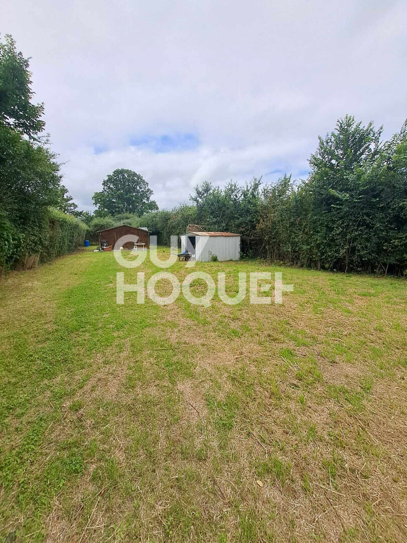 Proche Rugles, Chalets à usage d'habitation