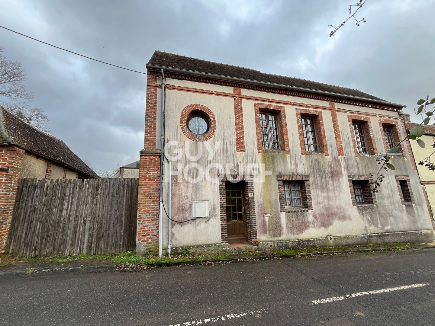 EXCLUSIVITÉ. 5MINS DE VERNEUIL