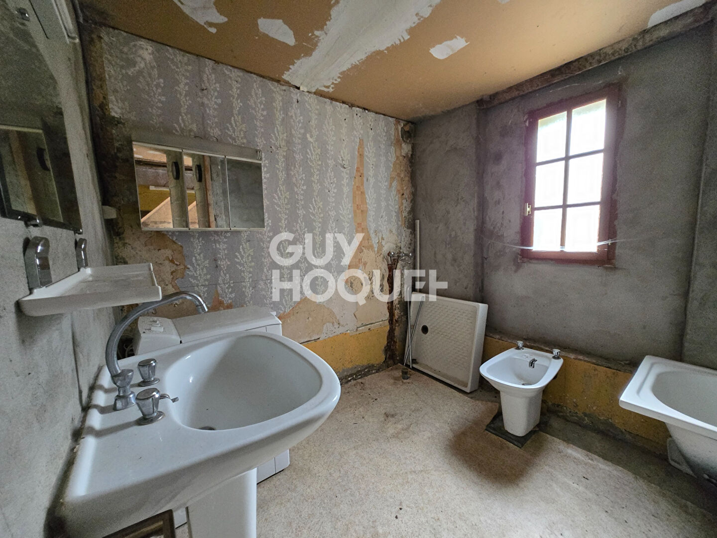 EXCLUSIVITÉ. 5MINS DE VERNEUIL