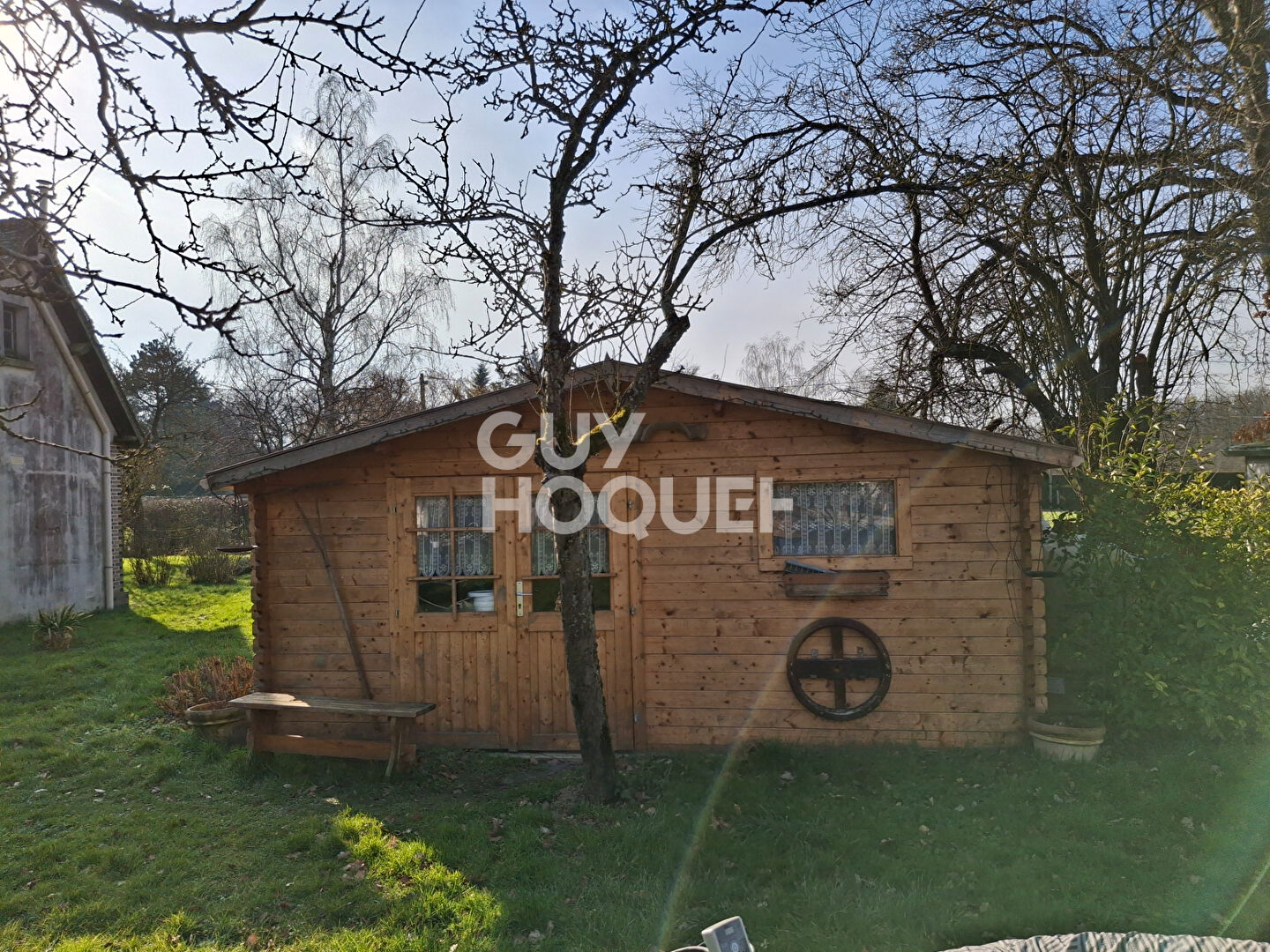 A 12mins de VERNEUIL.