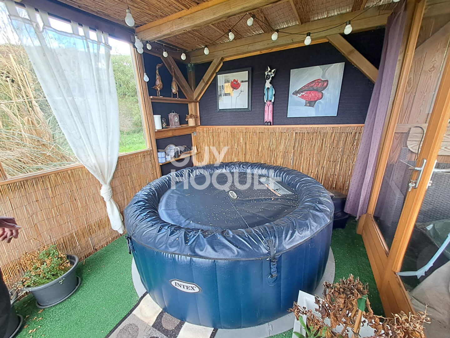 RUGLES - MAISON ANCIENNE