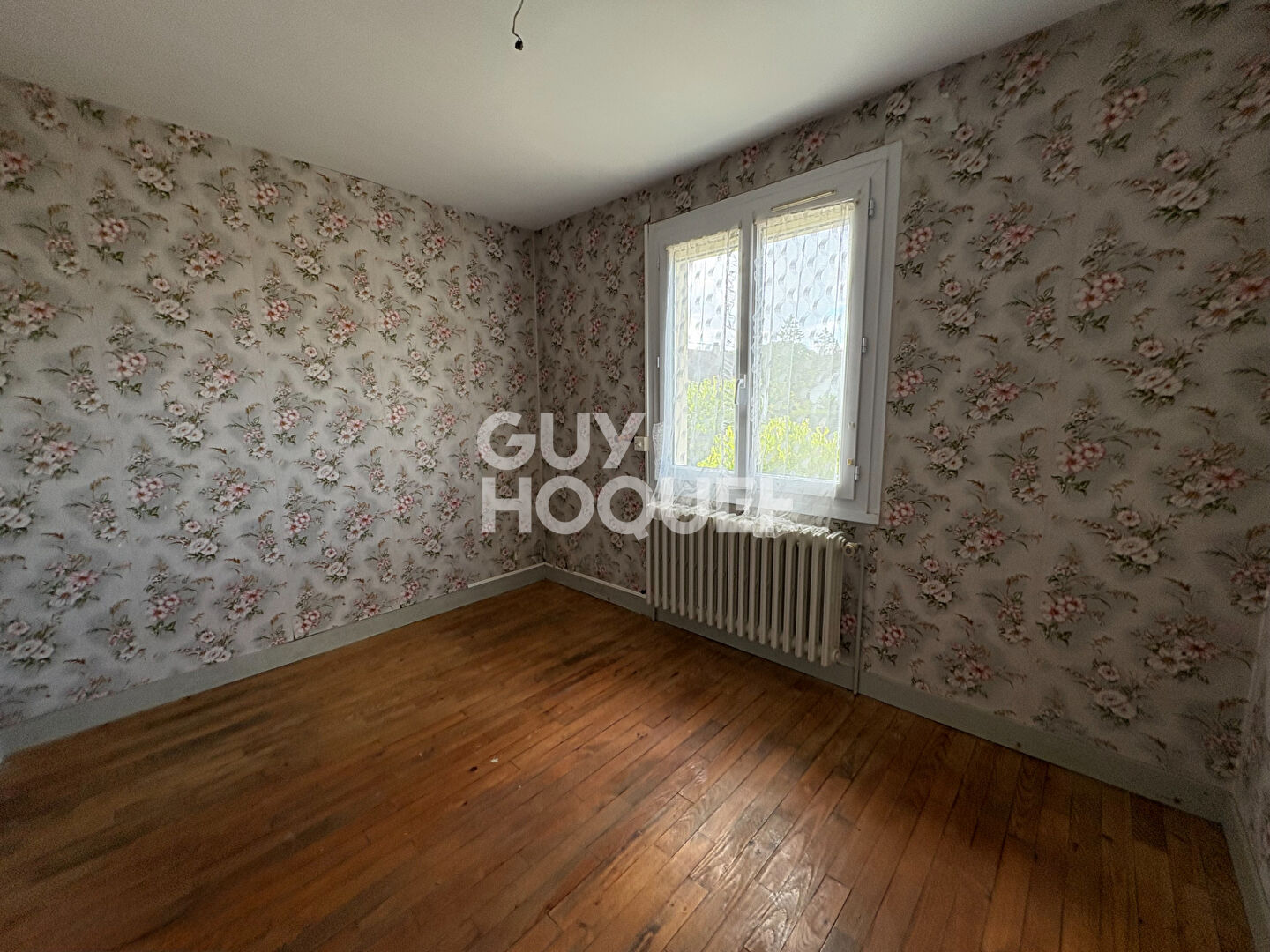 10 KMS de BRETEUIL- Pavillon sur sous-sol