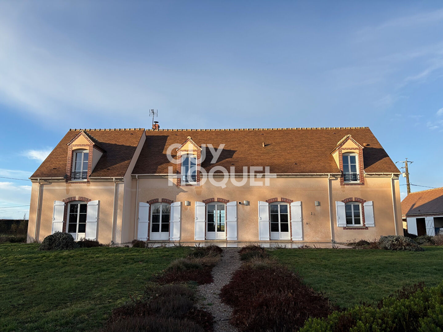 Maison Boissy Les Perche 6 pièce(s) 212.27 m2