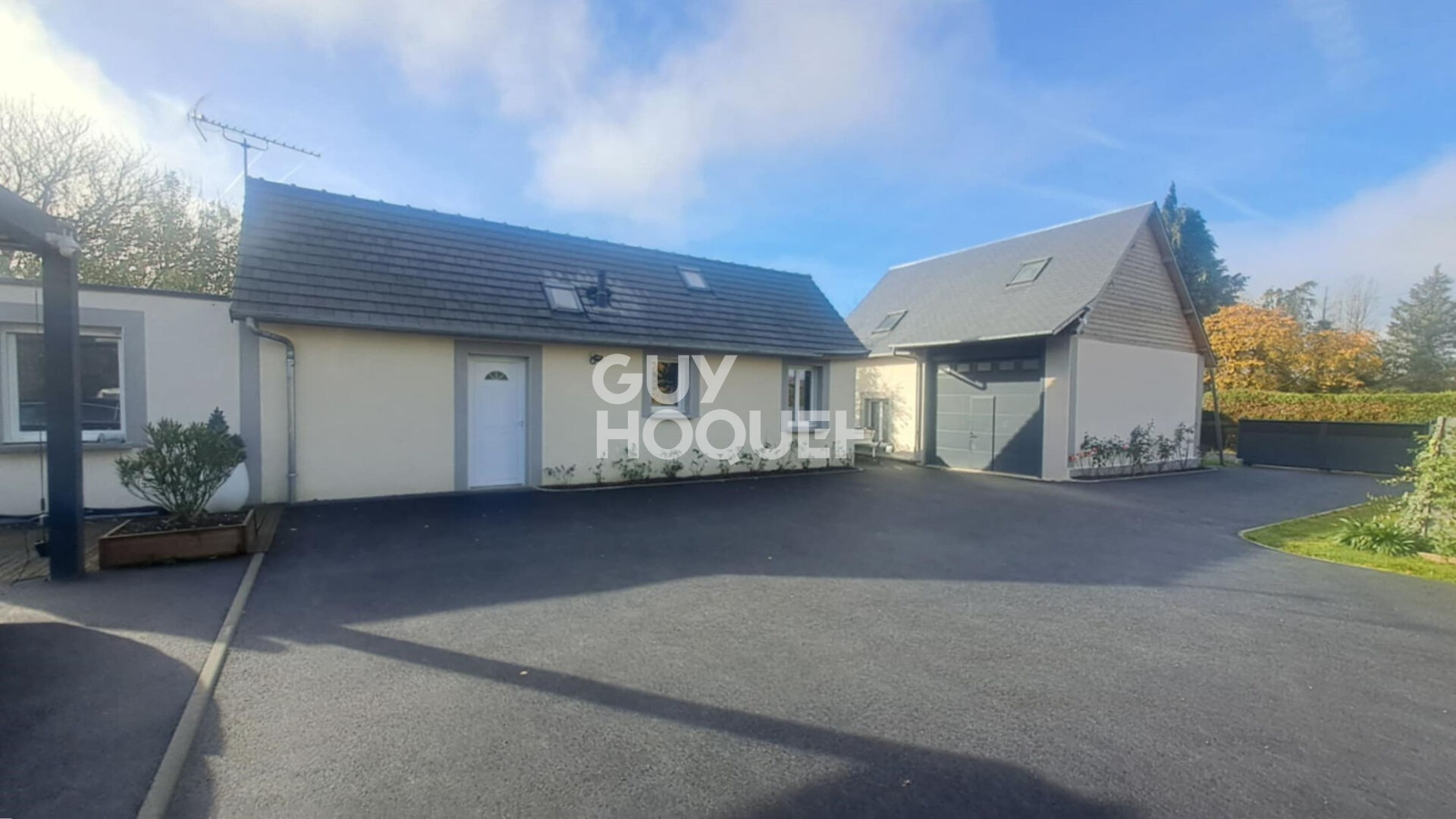 PROCHE RUGLES - MAISON ENTIEREMENT RENOVEE