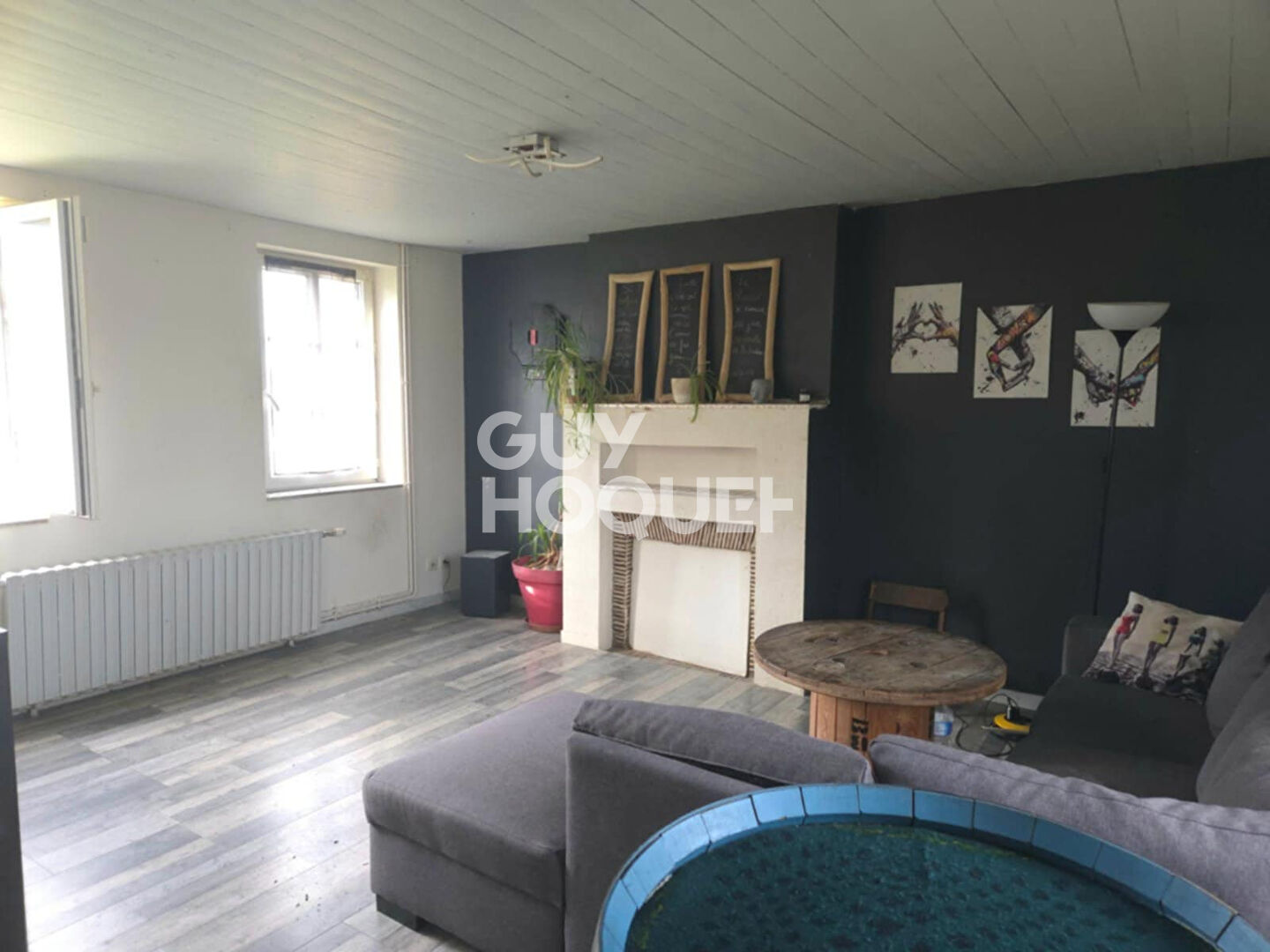 Proche L'AIGLE - Maison de Pays avec dépendances à 150 m de la 1ère habitation.