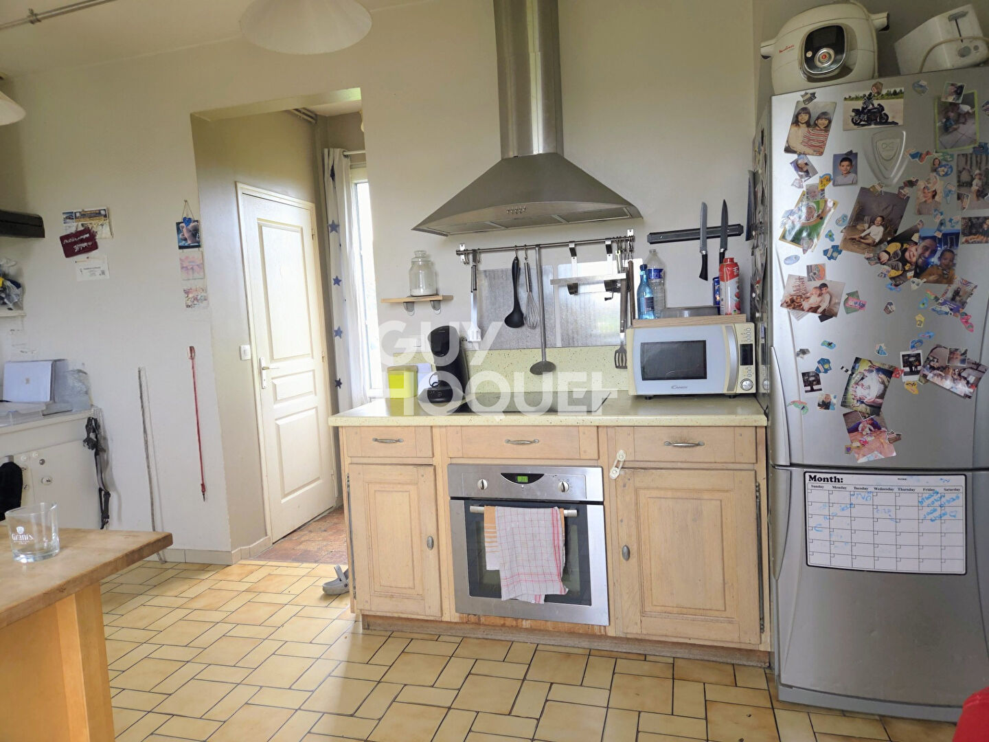 Proche L'AIGLE - Maison de Pays avec dépendances à 150 m de la 1ère habitation.