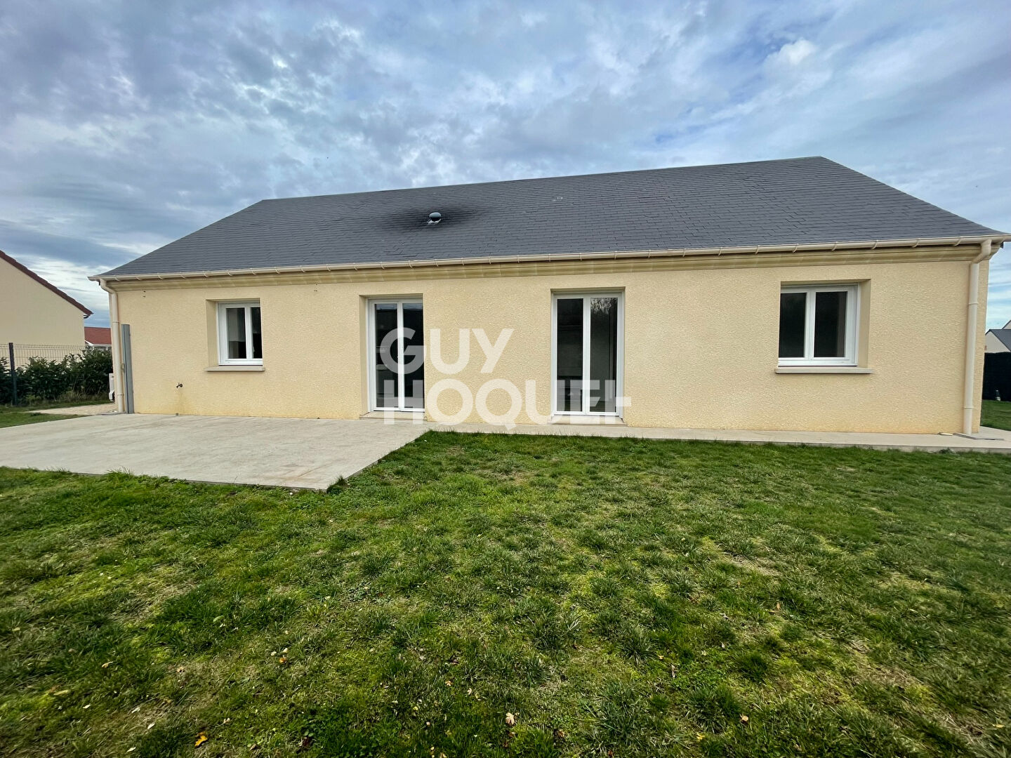 maison de plain-pied d'environ 95 m²  - 4 chambres