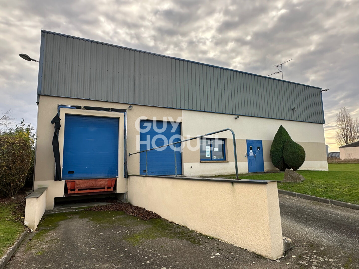 Local d'activité Verneuil D Avre Et D Iton 1 020 m2