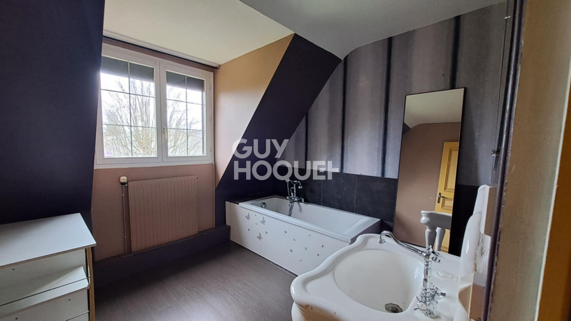 RUGLES - Maison 4 chambres - 191m²