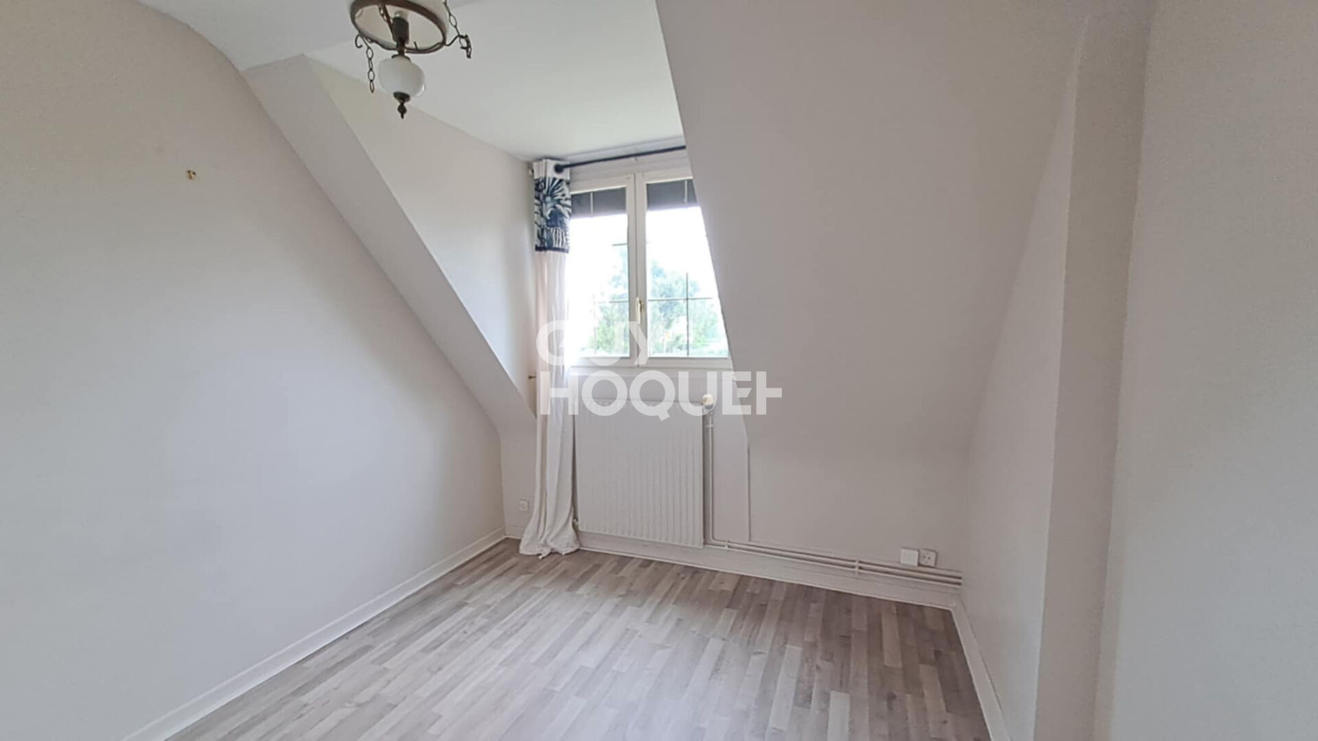 RUGLES - Maison 4 chambres - 191m²