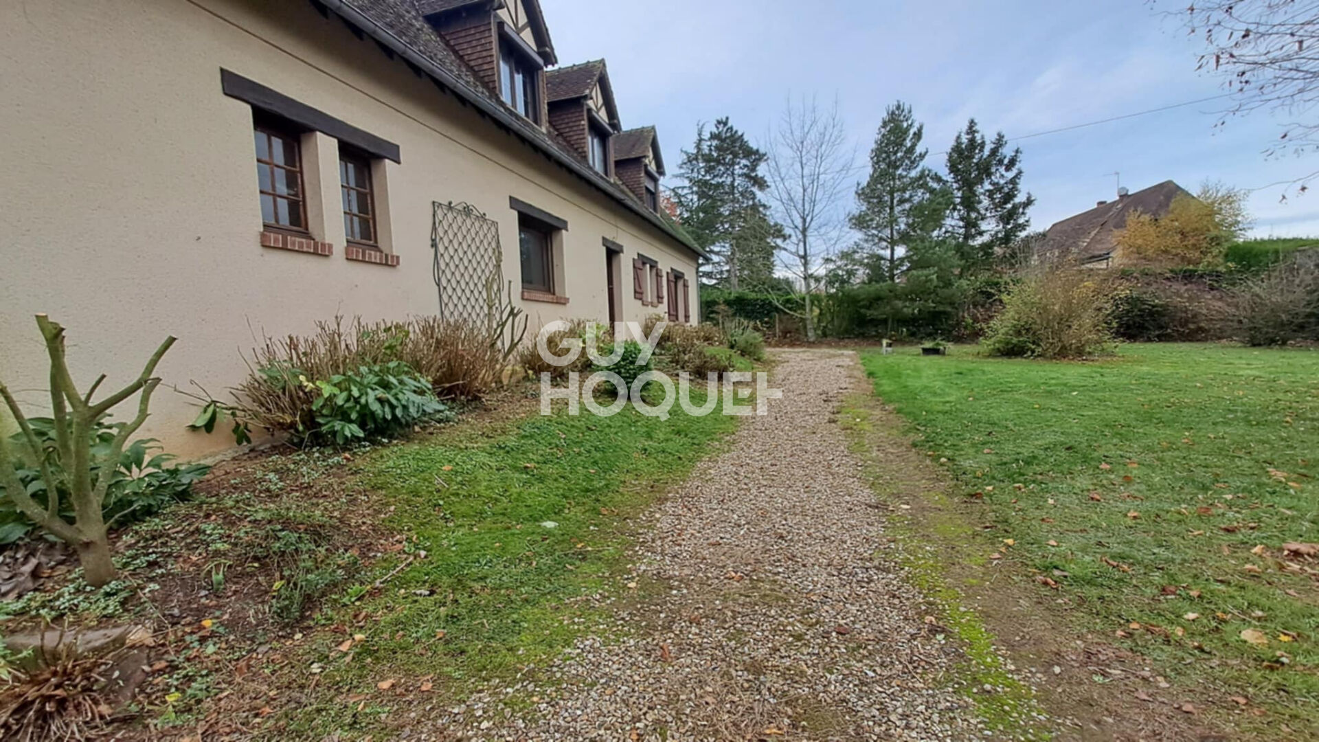 RUGLES - Maison 4 chambres - 191m²