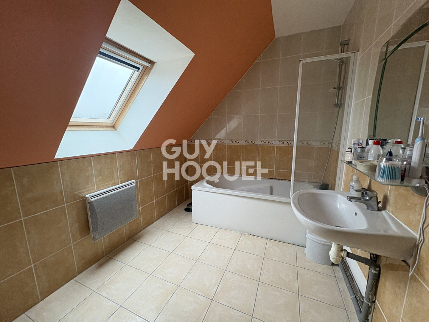 ENTRE BRETEUIL ET CONCHES - Pavillon