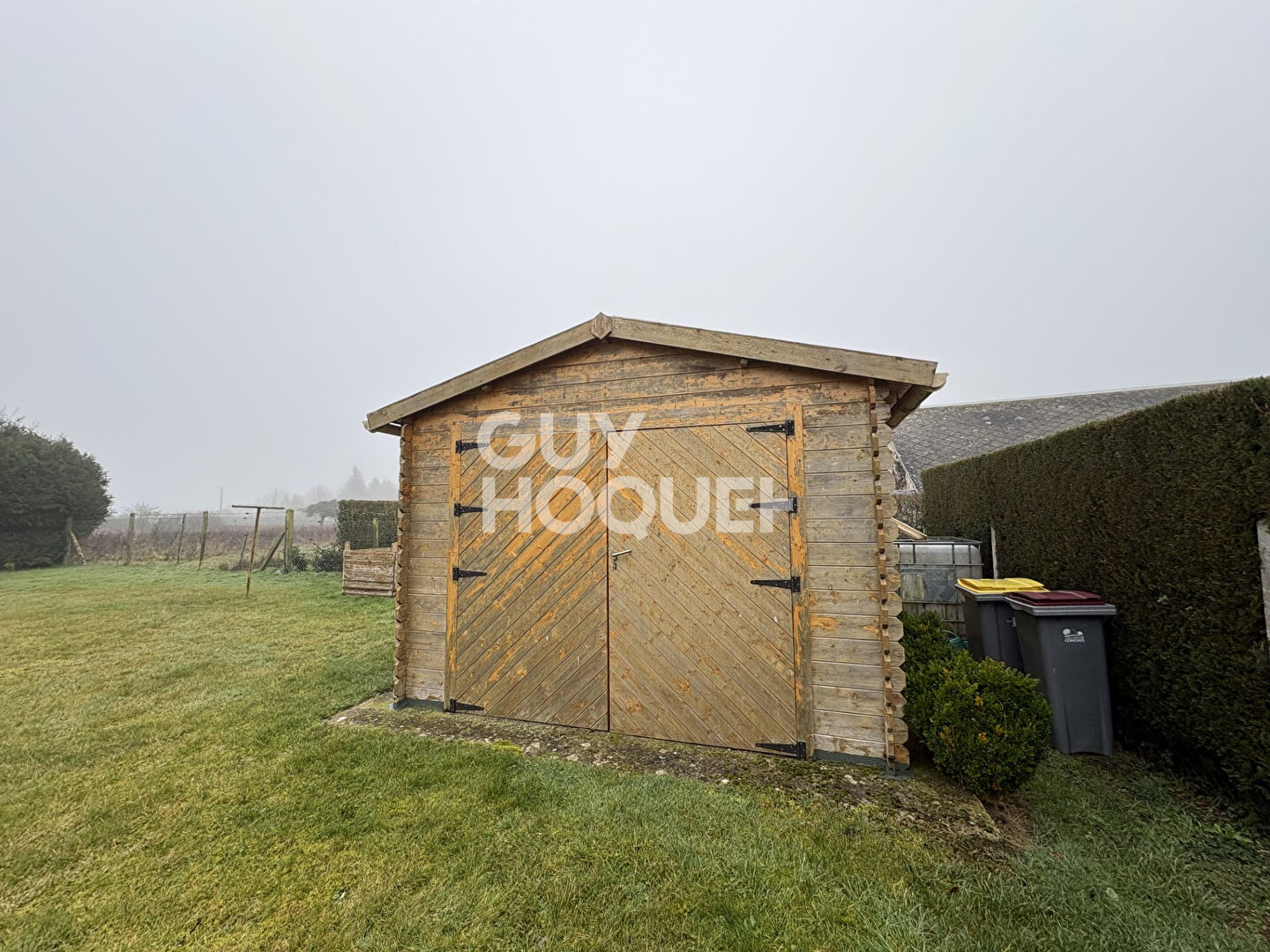 ENTRE BRETEUIL ET CONCHES - Pavillon