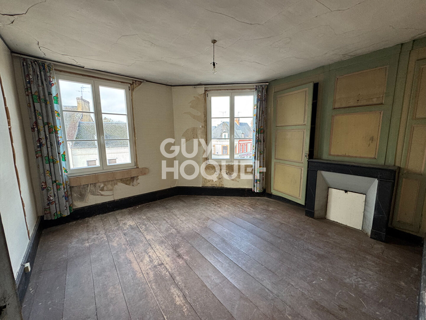 BRETEUIL CENTRE - Immeuble