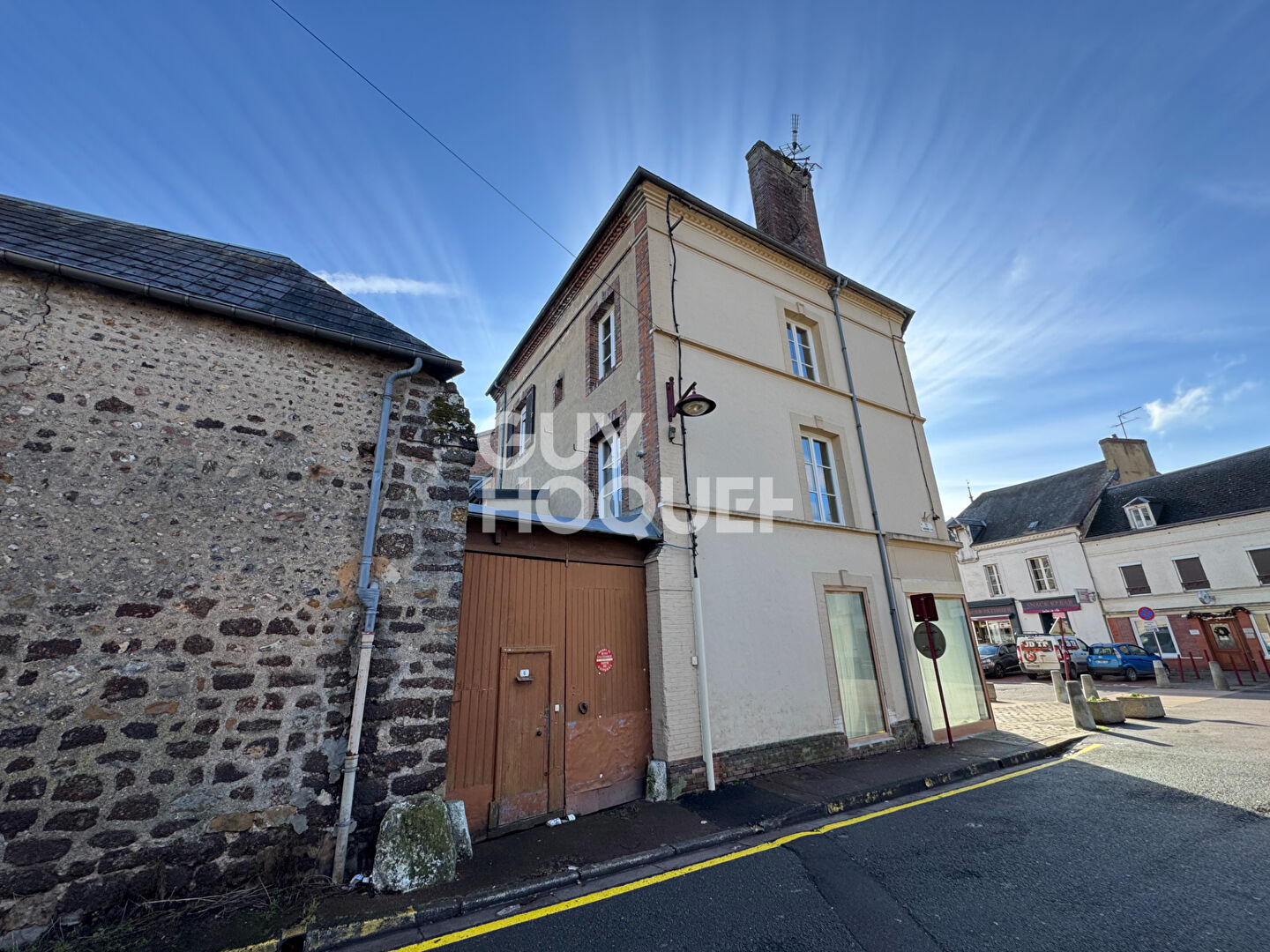 BRETEUIL CENTRE - Immeuble