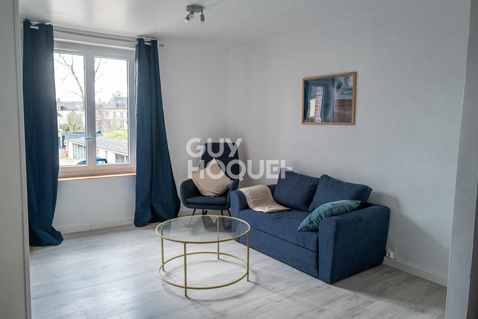 centre ville VERNEUIL , duplex meublé 2 chambres