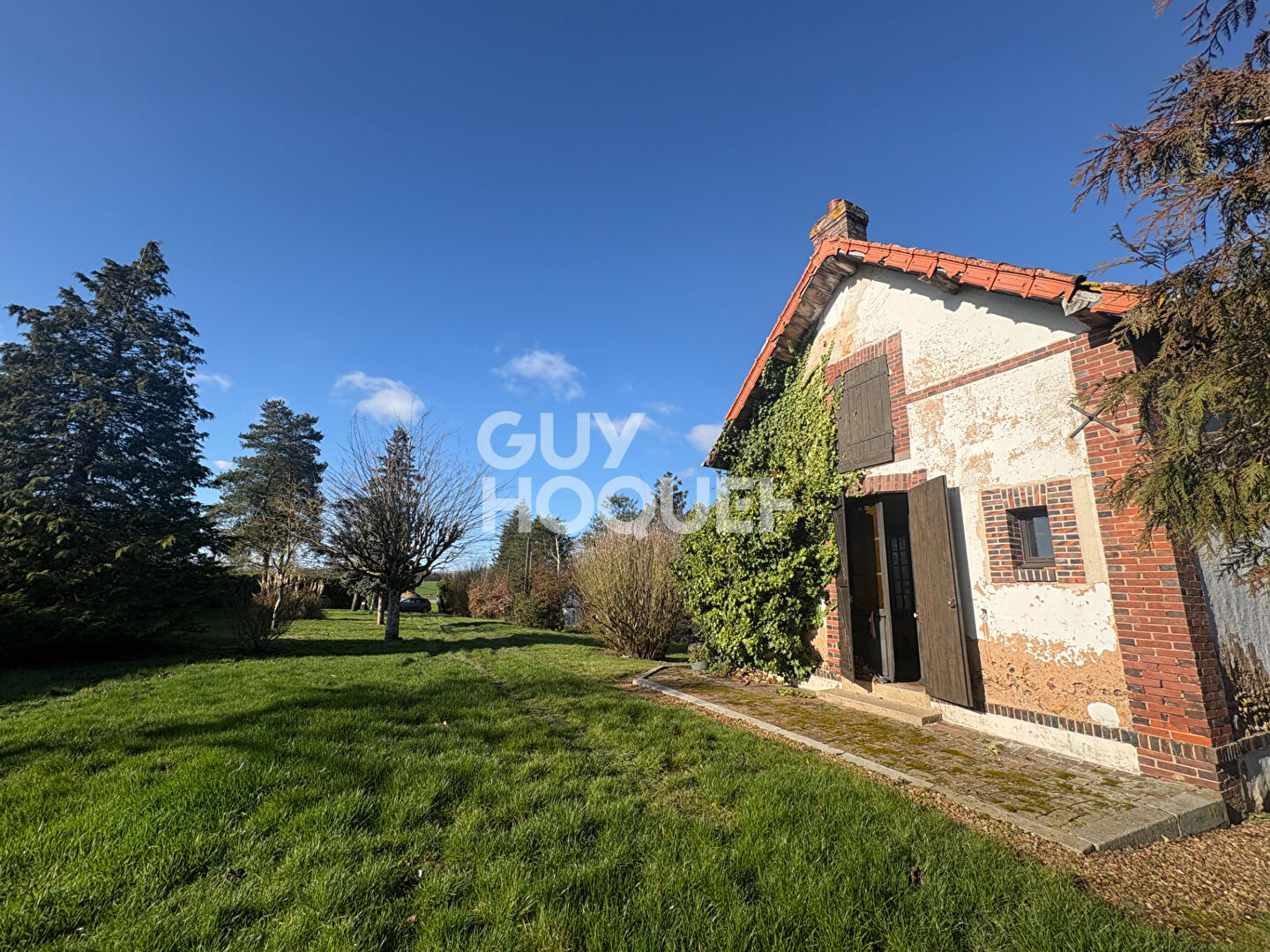 2,5 KMS de BRETEUIL - Maison ancienne