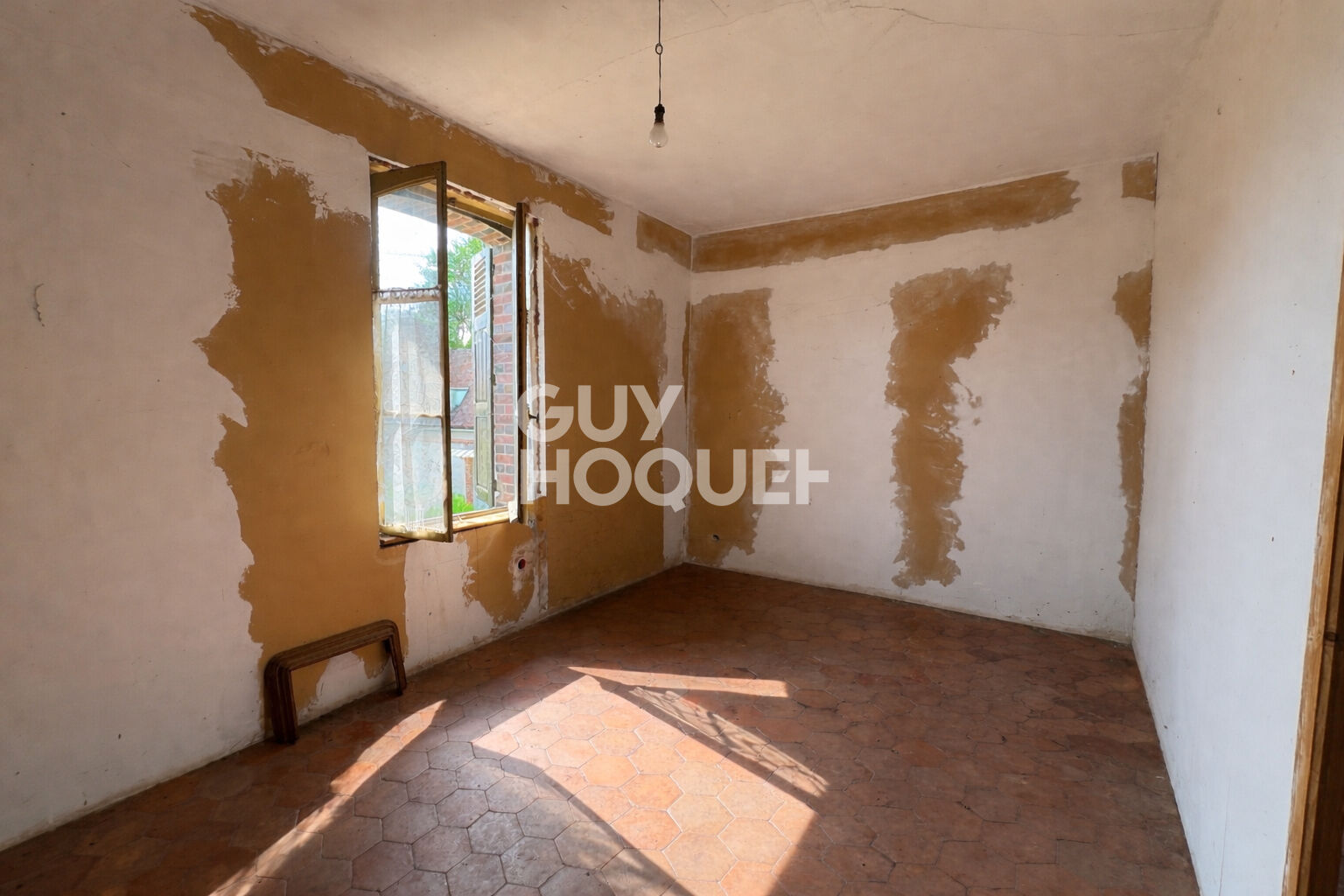 2,5 KMS de BRETEUIL - Maison ancienne