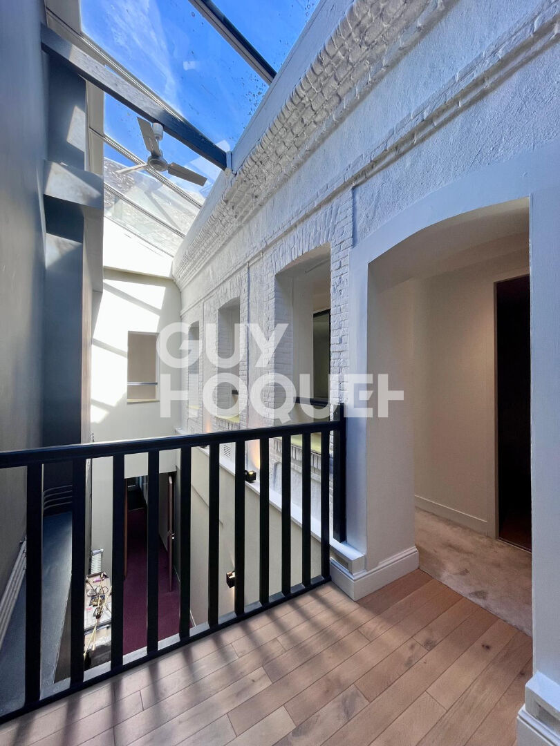 Hyper centre duplex meublé 107m² 1 chambre