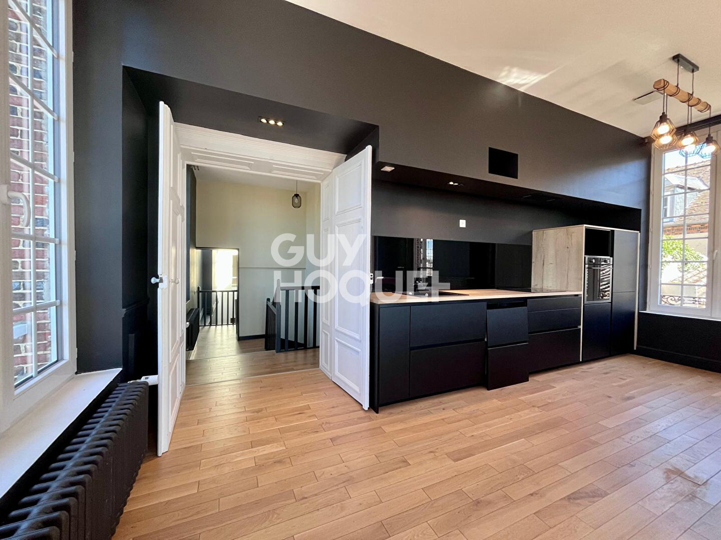 Hyper centre duplex meublé 107m² 1 chambre