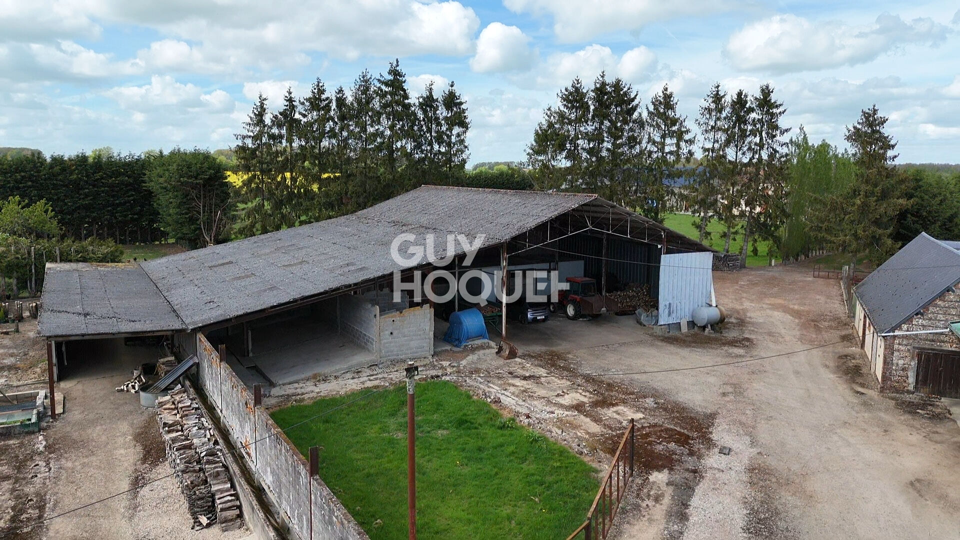 20 minutes de BRETEUIL, Proche RUGLES - Ensemble immobilier