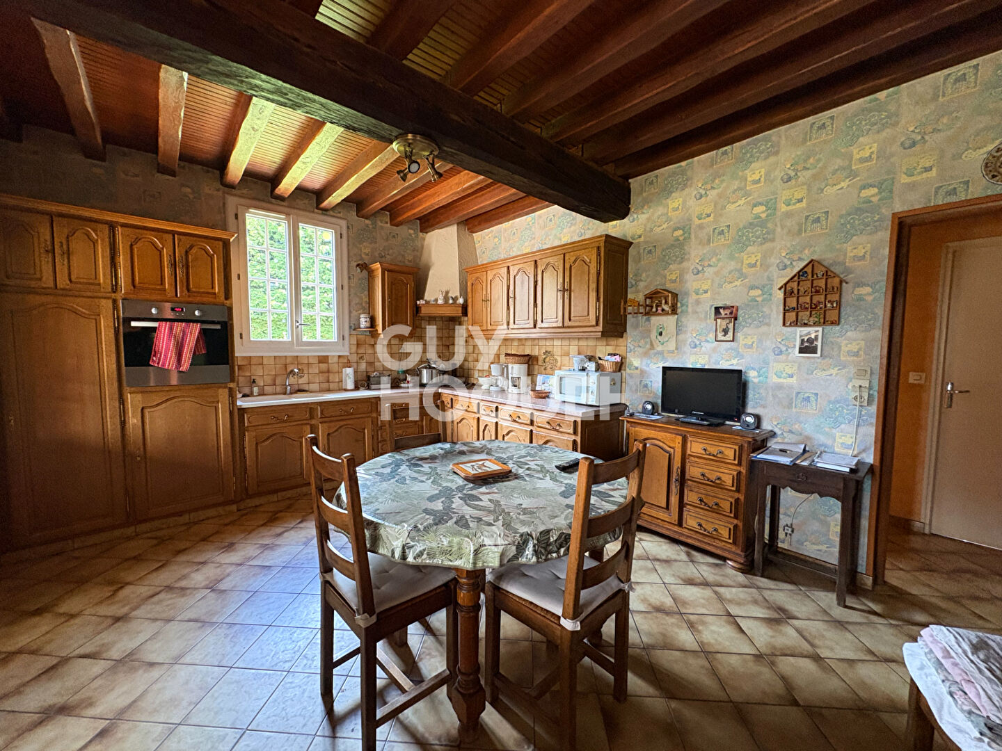 20 minutes de BRETEUIL, Proche RUGLES - Ensemble immobilier