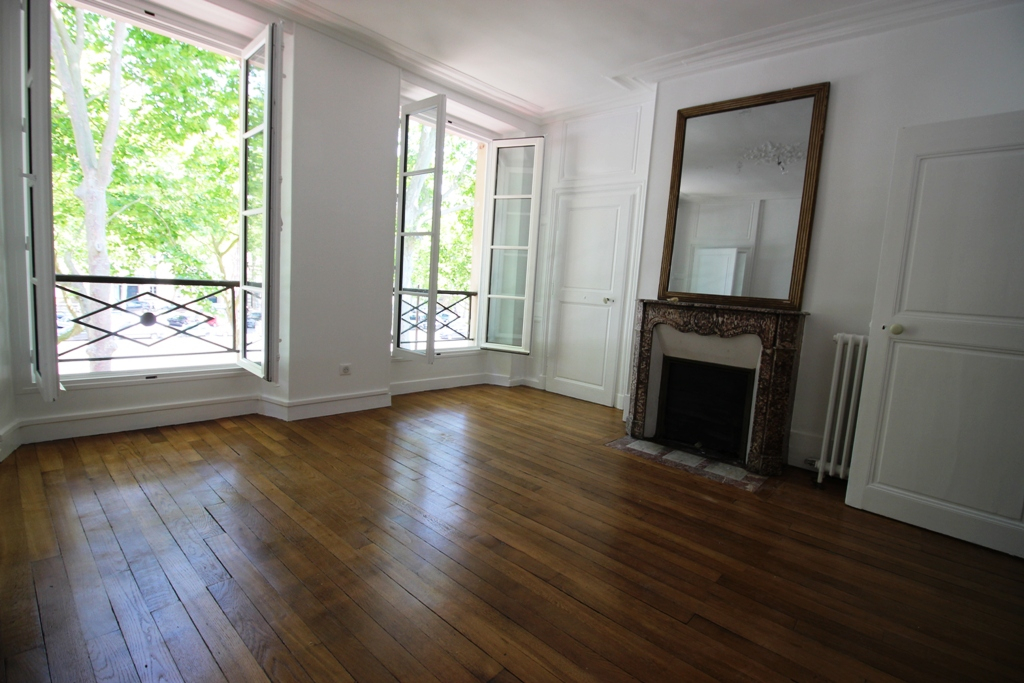 Bel Appartement  ancien rénové à Versailles