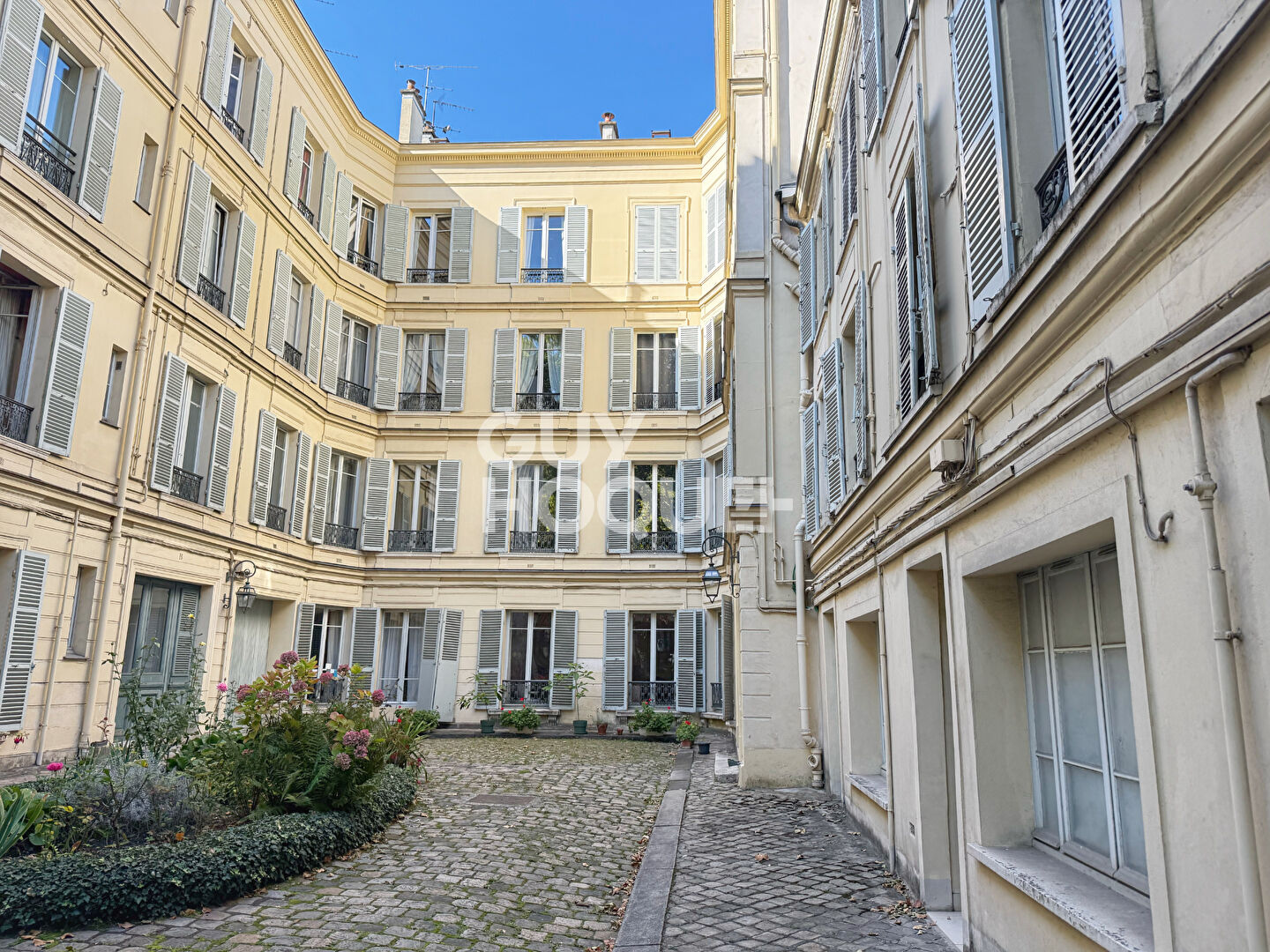 Appartement 3 pièces  Vue sur le Château Quartier Notre-Dame