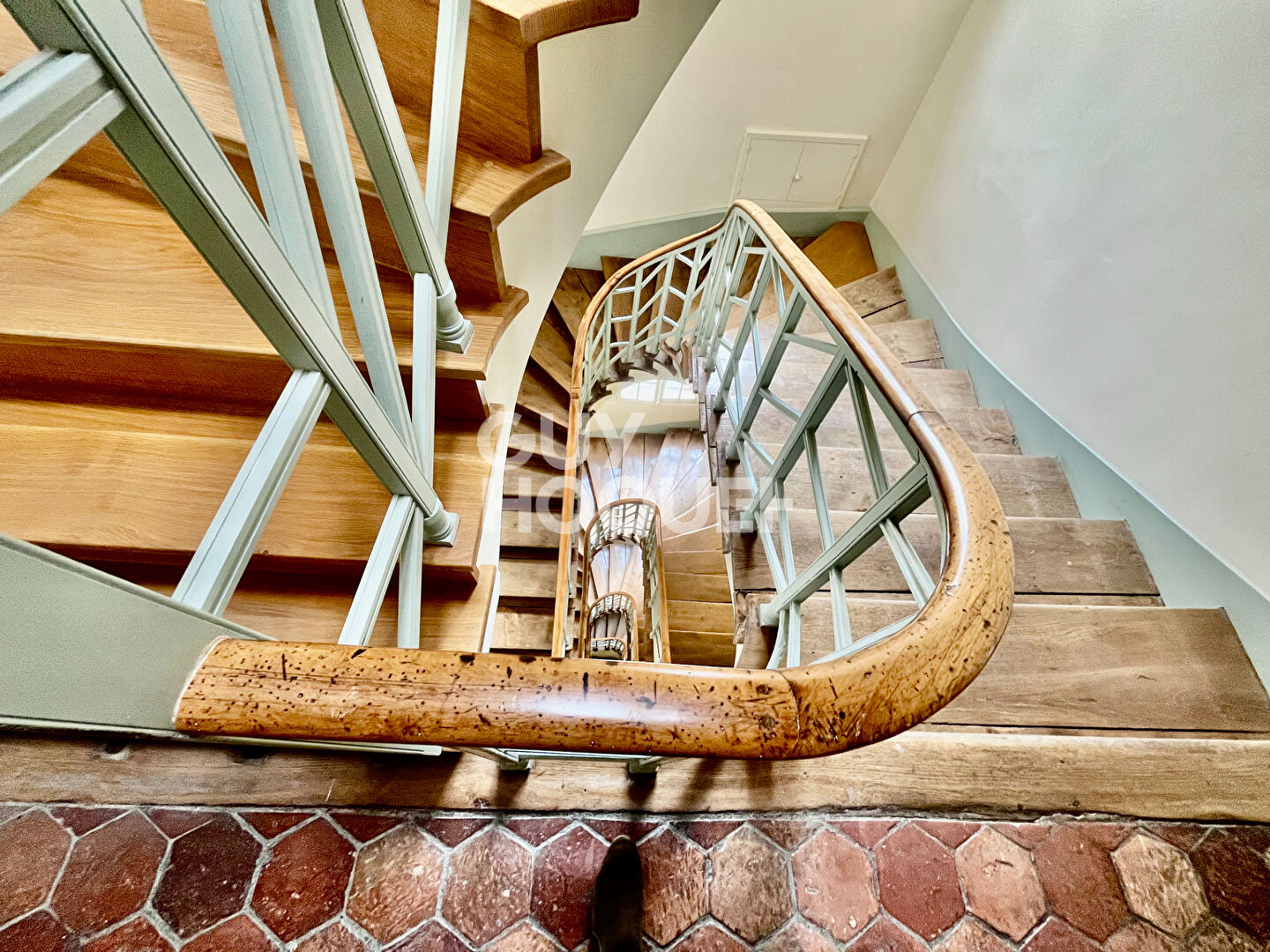 Versailles Saint Louis - Appartement 78.61 m2  rare et atypique