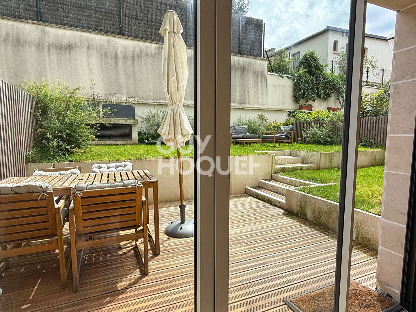 Appartement  duplex 5 pièce(s) 96 m2 avec jardin