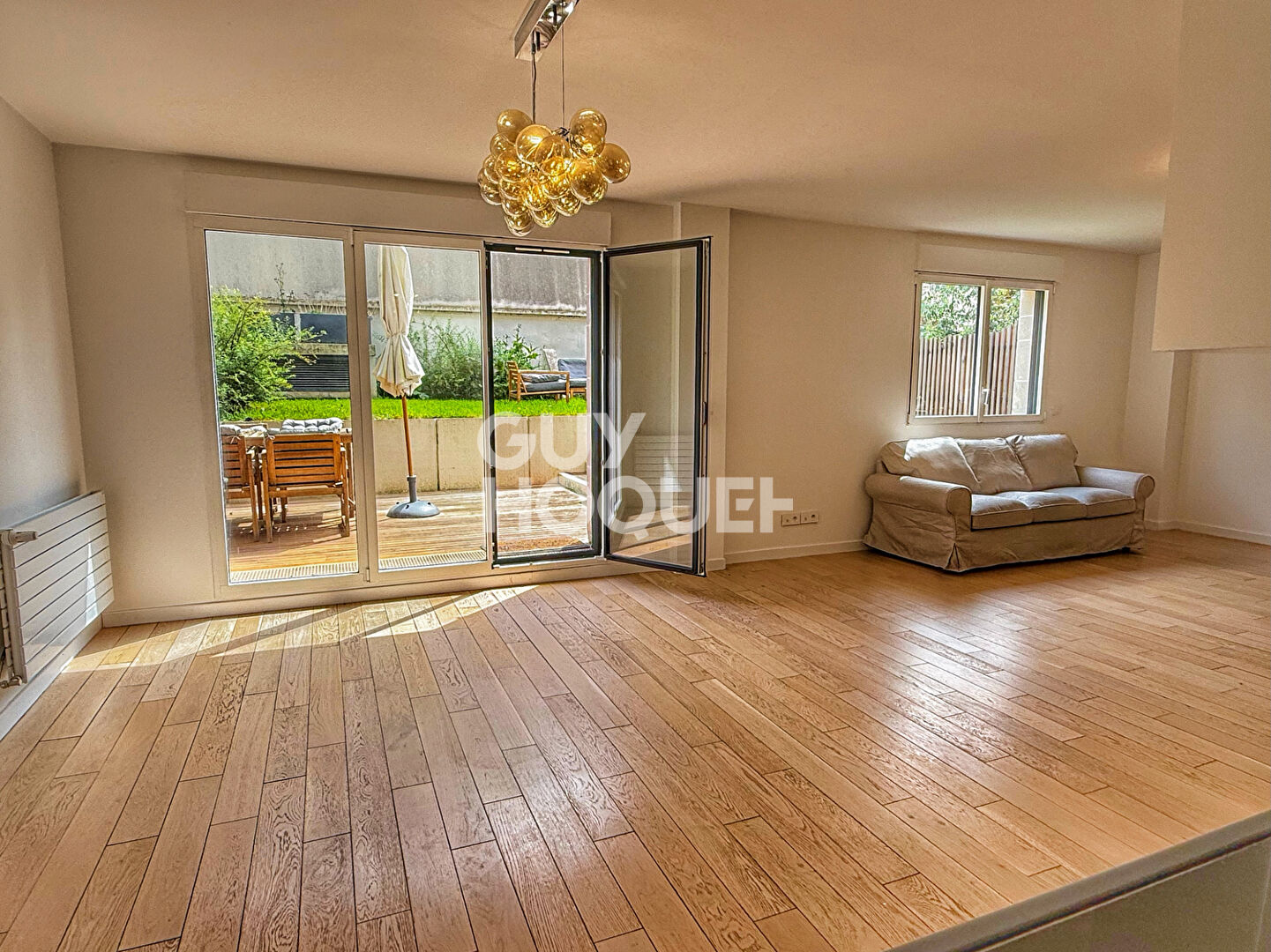 Appartement  duplex 5 pièce(s) 96 m2 avec jardin