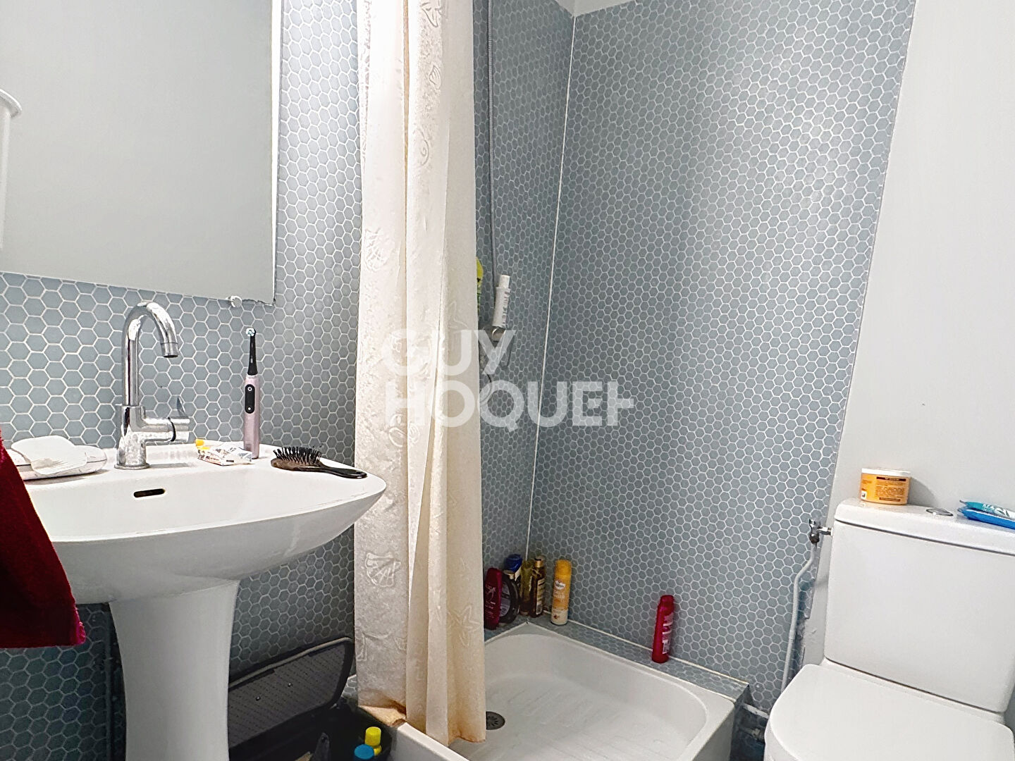 À VENDRE  Appartement familial 6 pièces - Résidence calme et sécurisée