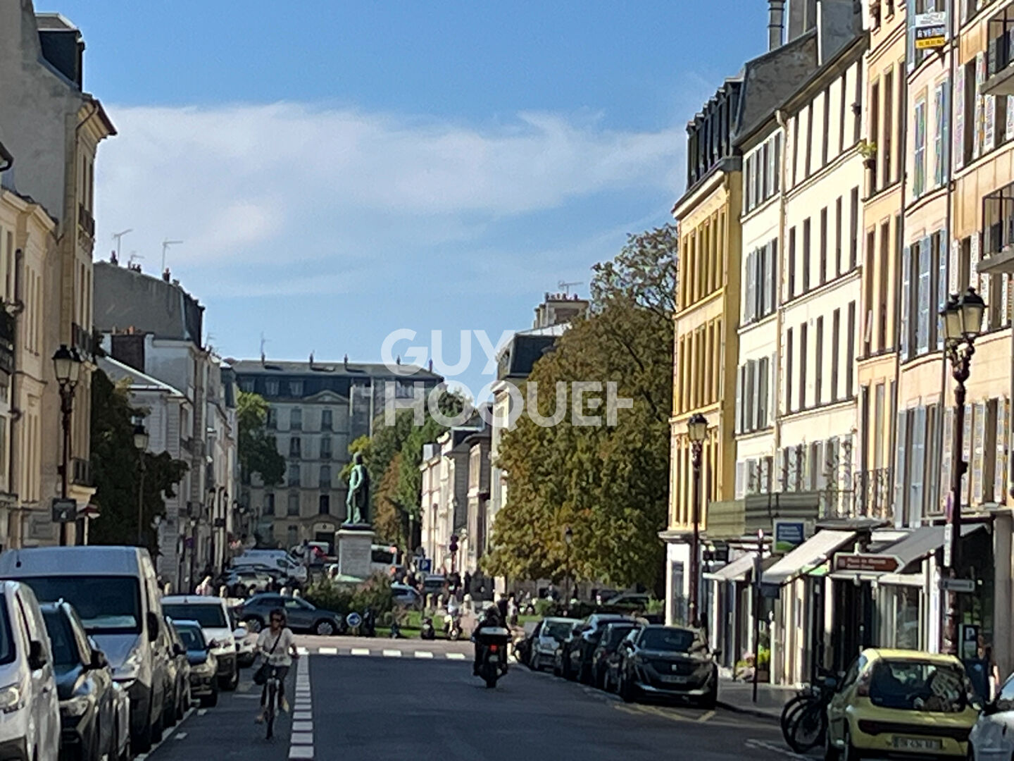 Bail à céder Local commercial à Versailles, proche Place du Marché Notre-Dame