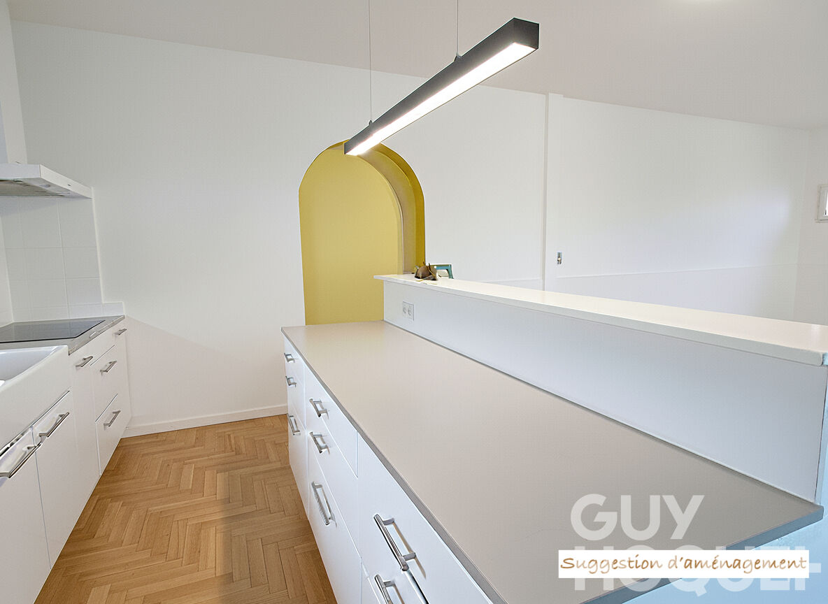 Trois pièces, esprit loft à  5 min de la gare des Chantiers et 10 min de la gare Versailles Rive Gauche