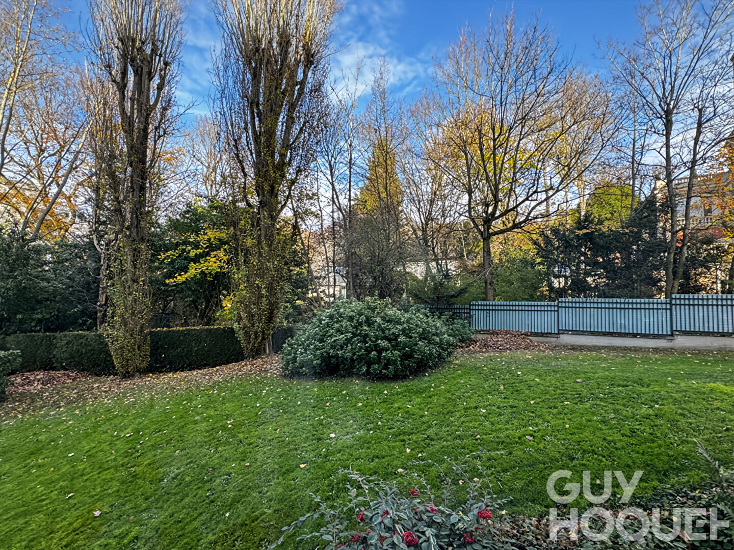 Appartement  69 m² - Terrasse - Parking - Cave -  Calme absolu - Vue verdoyante.