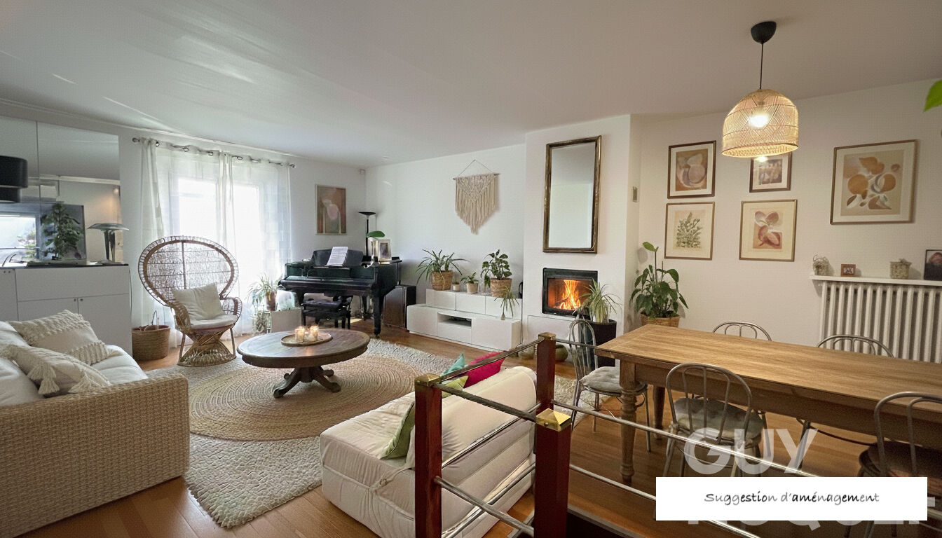 Dernier étage 60 m2 avec extérieur 2/3 pièces, centre-ville de La Rochelle