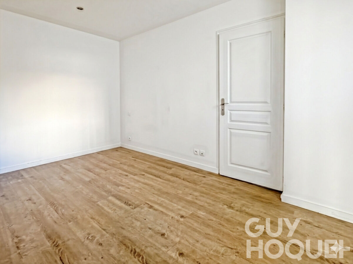 Versailles Chantiers Mairie ? Appartement 3 pièces