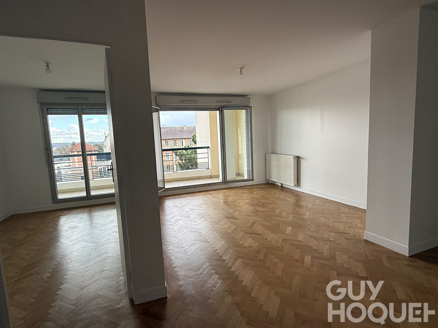 Versailles Montreuil - Appartement 3 pièces 70 m² 3eme étage  Deux balcons Parking DPE C
