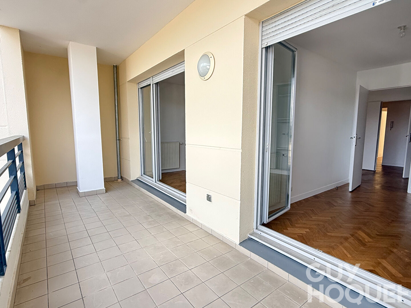 Versailles Montreuil - Appartement 3 pièces 70 m² 3eme étage  Deux balcons Parking DPE C