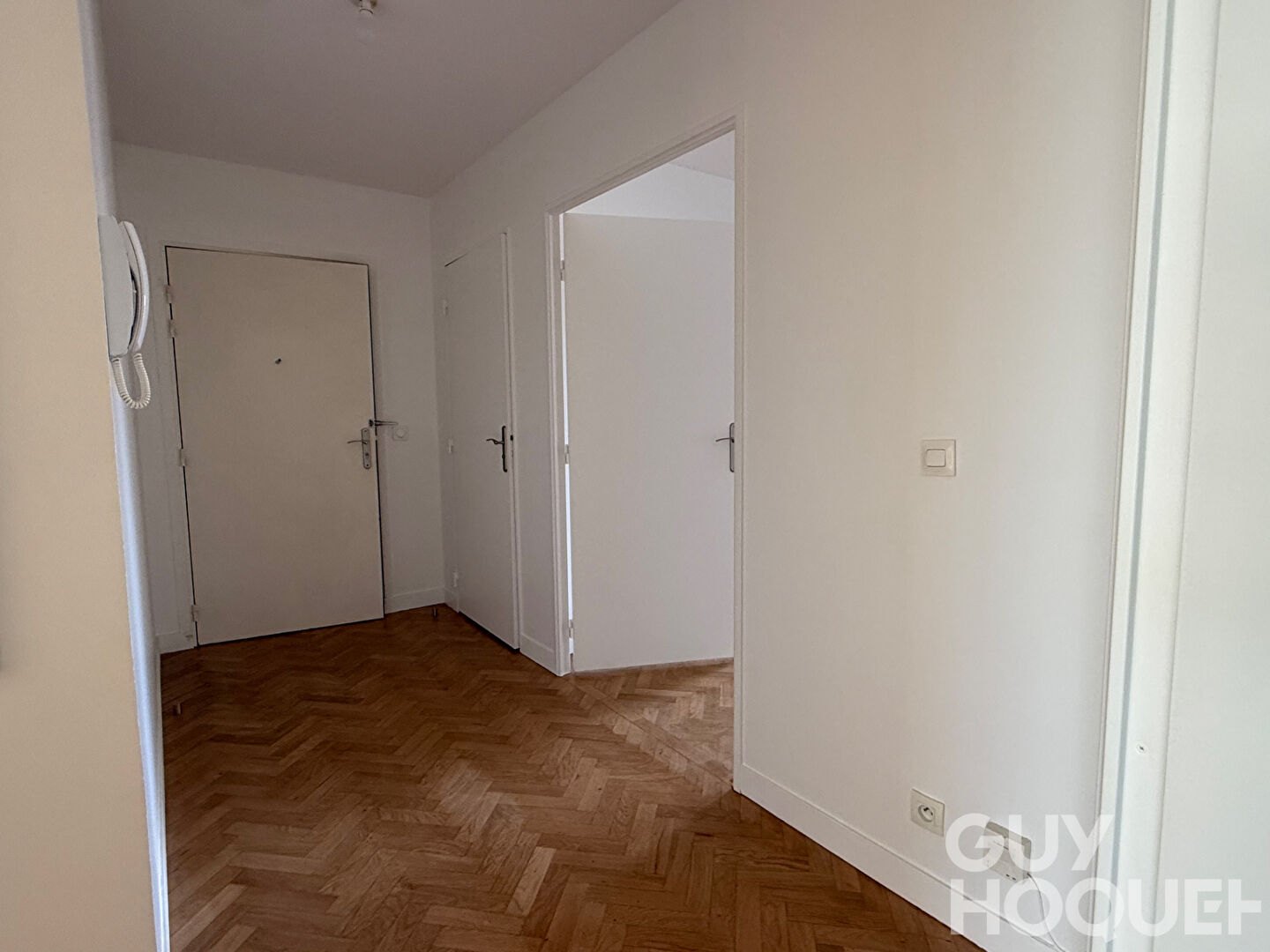 Versailles Montreuil - Appartement 3 pièces 70 m² 3eme étage  Deux balcons Parking DPE C