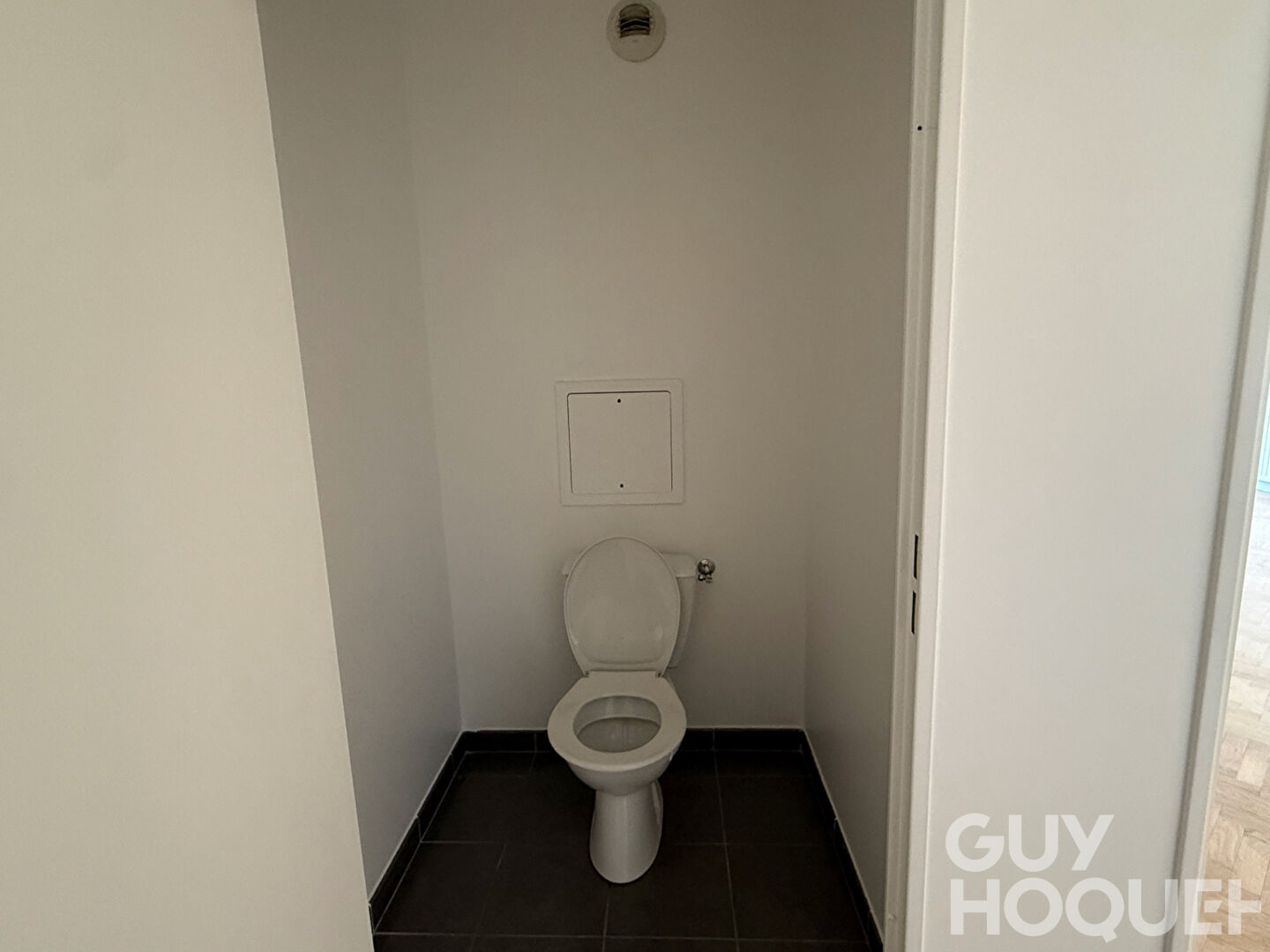 Versailles Montreuil - Appartement 3 pièces 70 m² 3eme étage  Deux balcons Parking DPE C