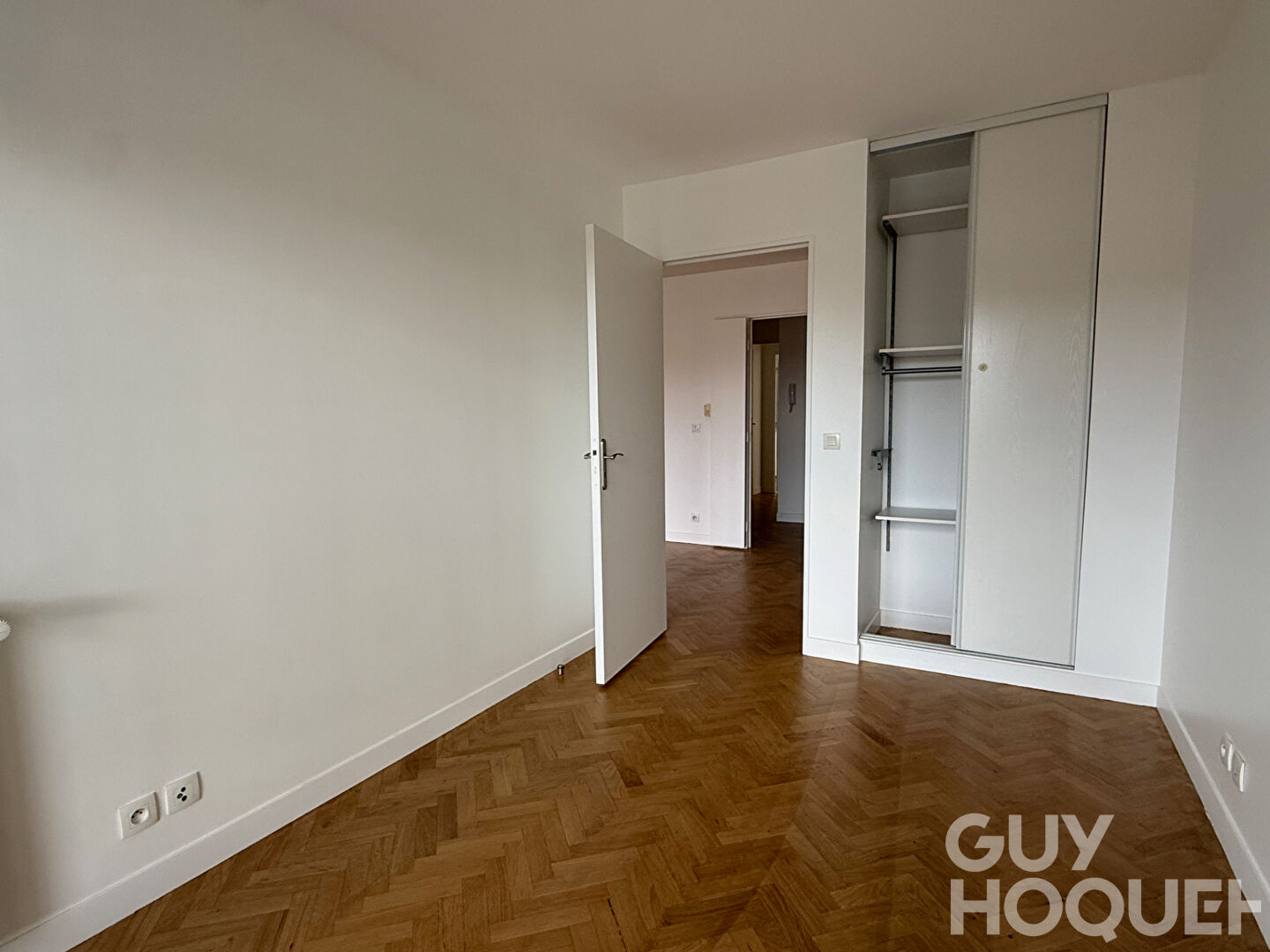 Versailles Montreuil - Appartement 3 pièces 70 m² 3eme étage  Deux balcons Parking DPE C