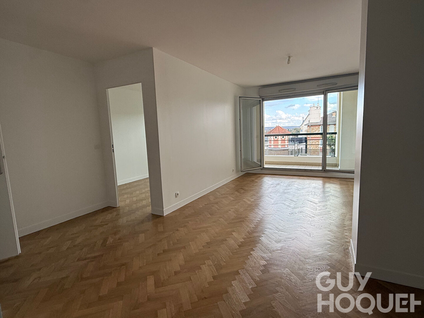 Versailles Montreuil - Appartement 3 pièces 70 m² 3eme étage  Deux balcons Parking DPE C