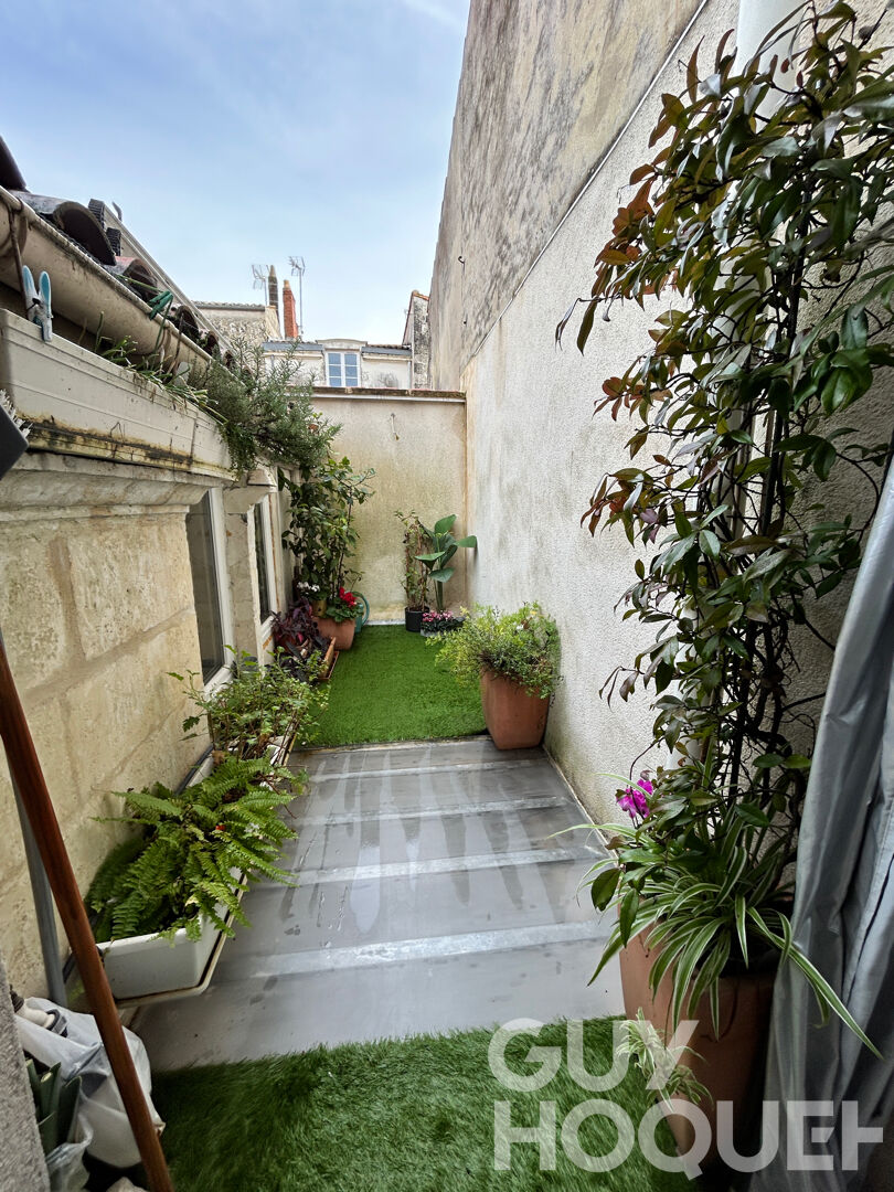 Centre-ville La Rochelle, dernier étage 2/3 pièces avec extérieur