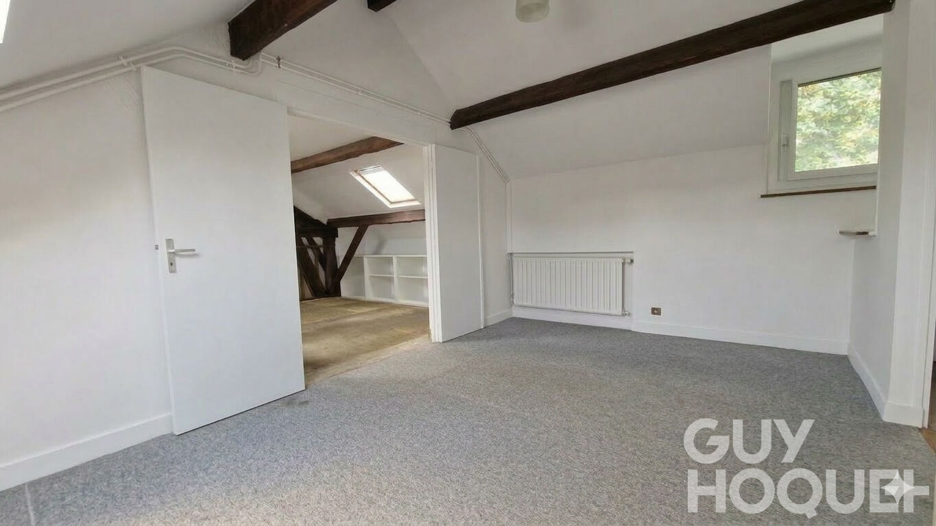 Grande maison familiale 170 m² , 3 chambre dont 1 suite parentale, salon cathédrale, grand jardin