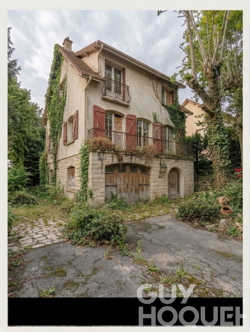 Maison familiale à réinventer avec beaux volumes et vue dégagée