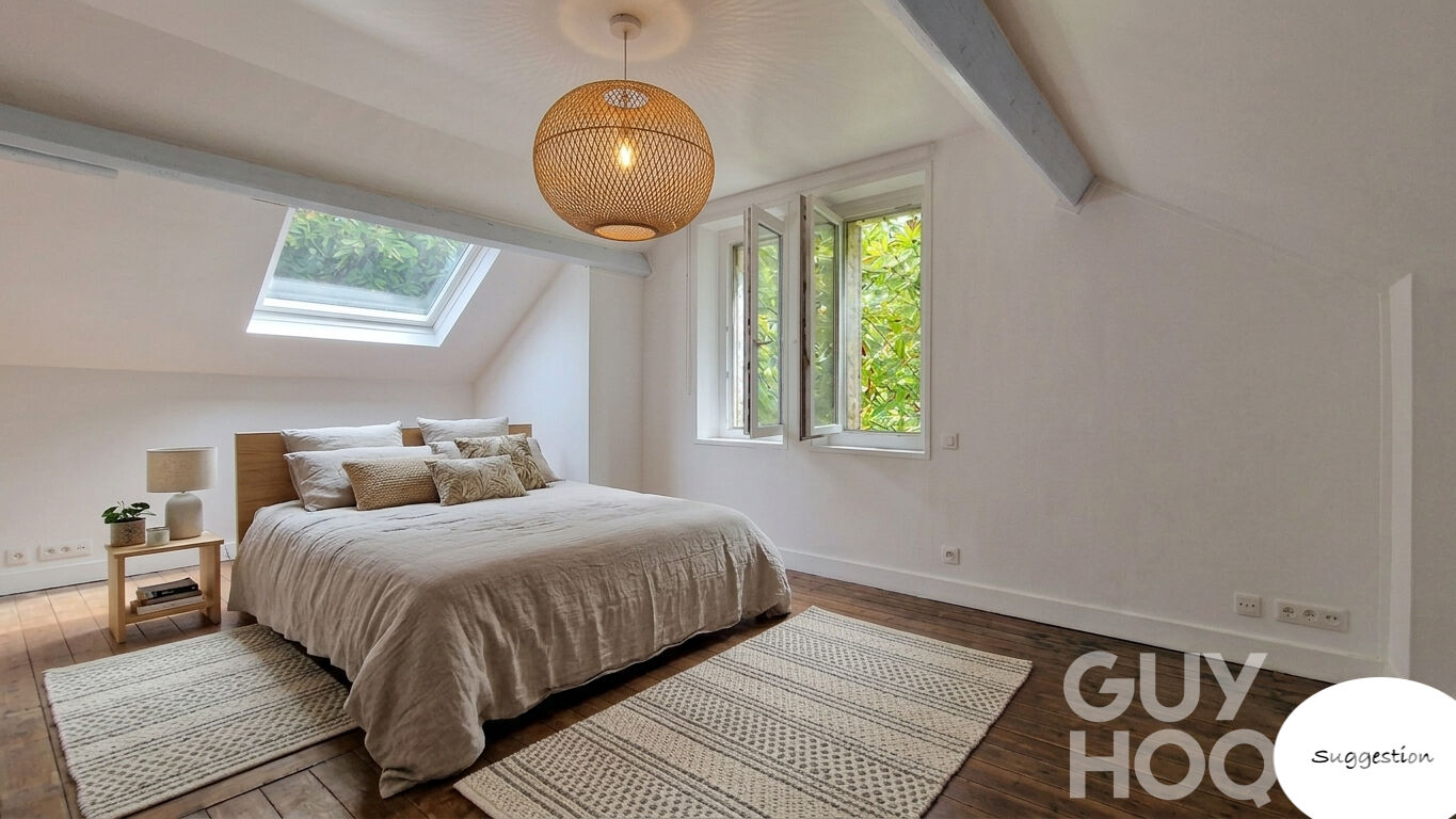 Maison au calme avec fort potentiel, emplacement recherché proche A13