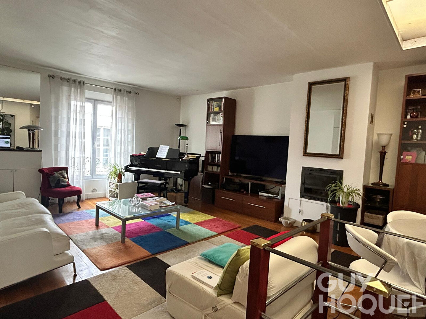 Trois pièces, dernier étage avec patio, hyper centre La Rochelle