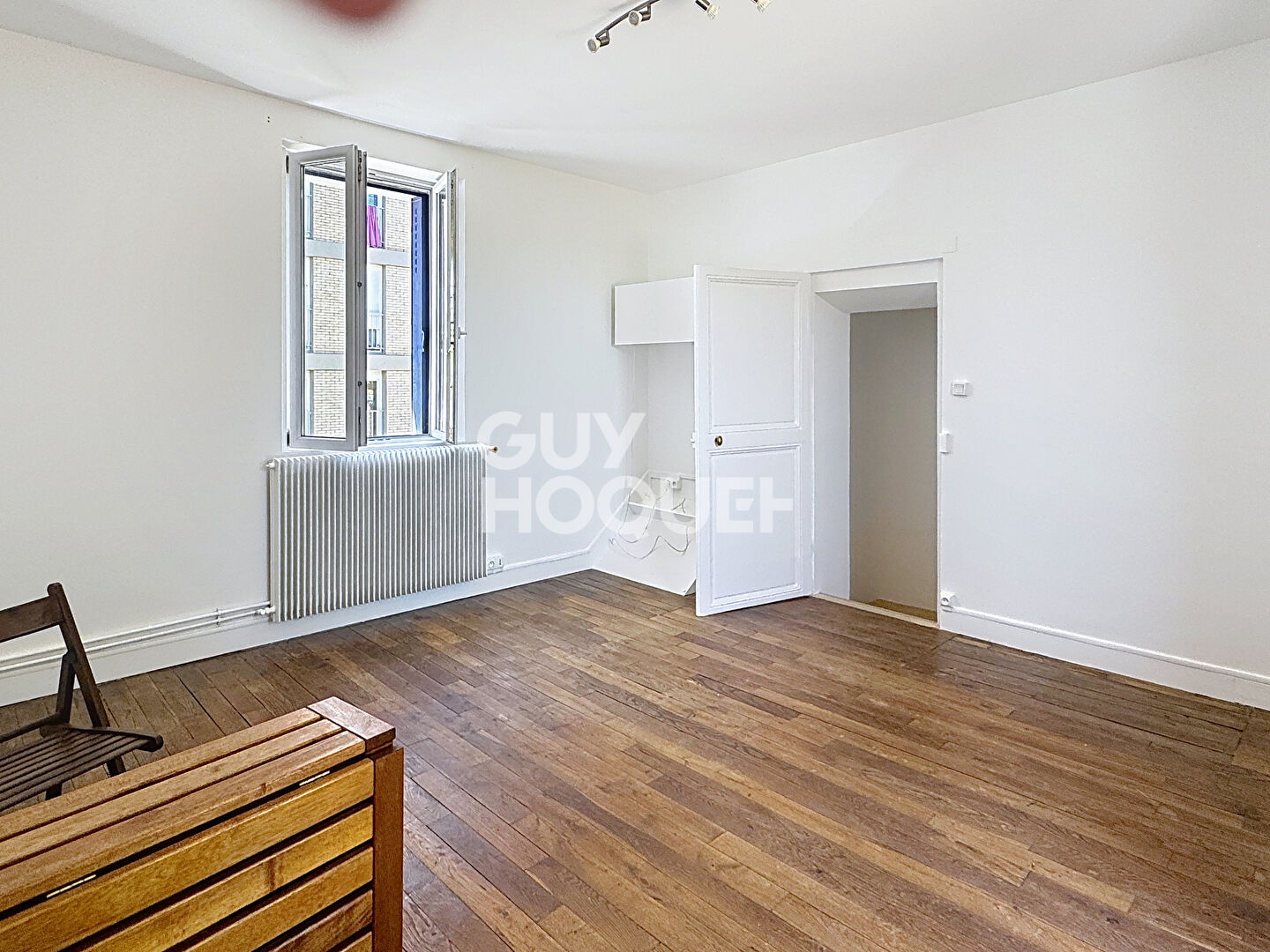 À VENDRE  Charmante maison de ville 2 chambres  / Versailles Jussieu