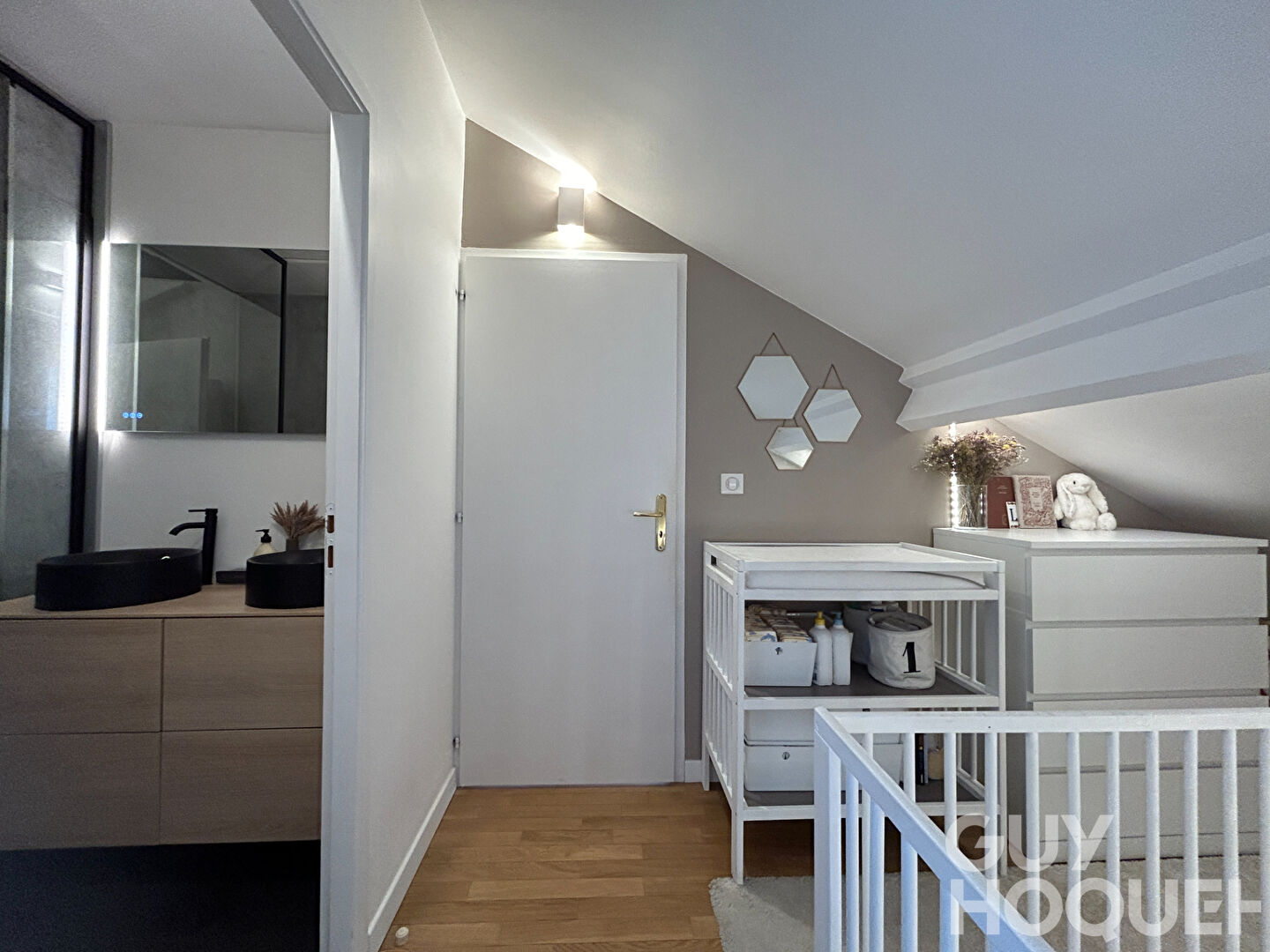 Versailles Chantiers - Magnifique et stylé, 56 m² Carrez / 75 m² au sol